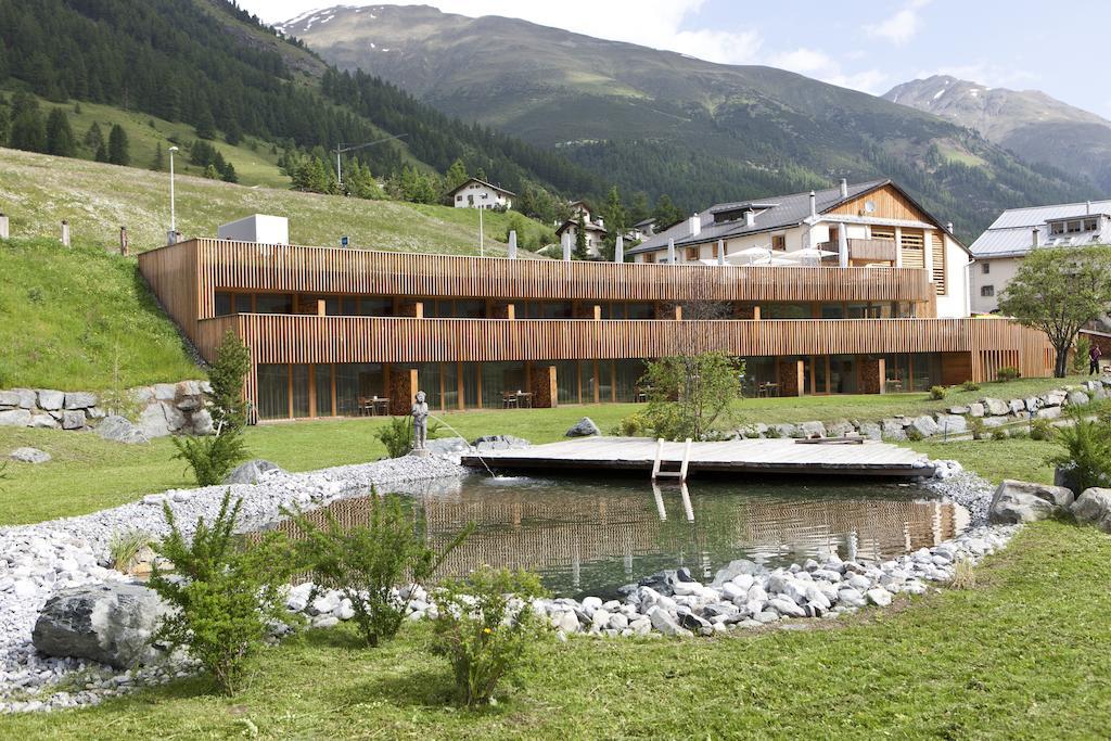 Relais & Chateaux In Lain Hotel Cadonau Brail Dış mekan fotoğraf